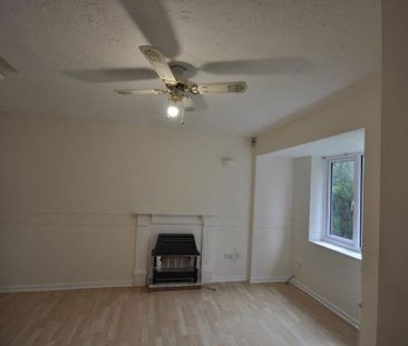 2 bedroom house to rent - Photo 1