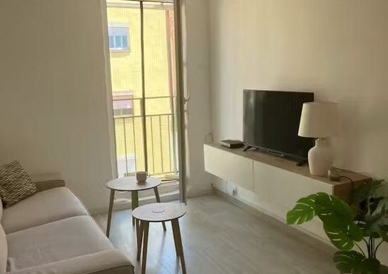 Carrer de Wagner, Santa Coloma de Gramanet, Catalonia 08923