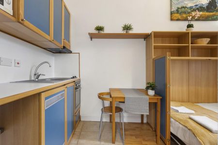 BILLS INCLUDED - Studio to rent in Earls Court, London SW5 - Photo 5