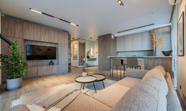 Warszawa, Wola, Mirów, Towarowa - Photo 1