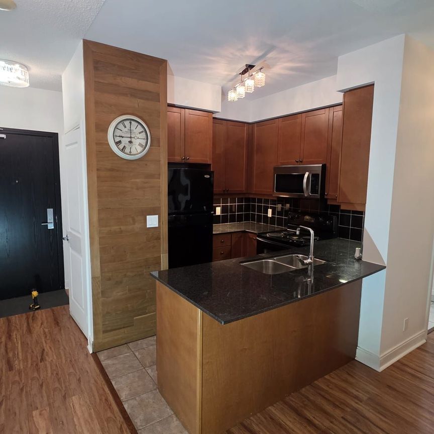 For Lease - 90 Absolute Avenue Unit# 501, Mississauga, Ontario - Photo 1