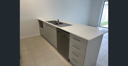 3 Bedroom Unit in Wondunna - Photo 4