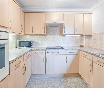 1 bedroom retirement property to rent - Photo 3