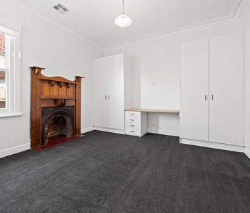 24 Fourth Avenue, Brunswick VIC 3056 - Photo 4
