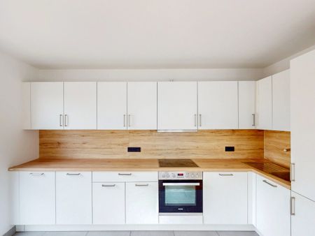 Helle 2 Zimmerwohnung mit Einbauküche - Photo 5