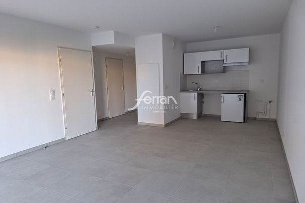 Location Appartement 2 pièces 45m² DRAGUIGNAN 83300 - Photo 1