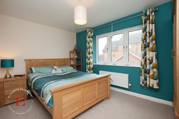 2 bedroom end of terrace house to rent - Photo 1