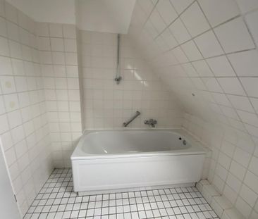 Süße Dachgeschosswohnung auf der Karthause - Photo 2