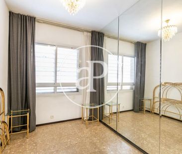 Apartment for Rent in Sarrià - Photo 3