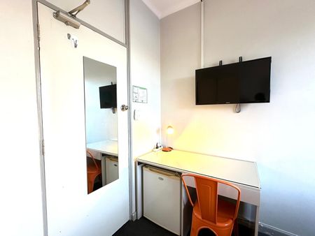 Forest Lodge - Photo 3