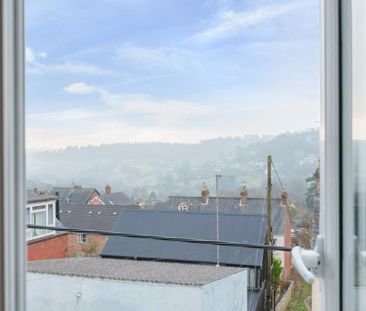 2 bedroom terraced house to rent - Photo 2