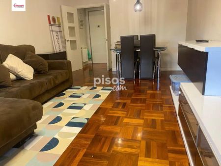 Piso en alquiler en Centro - Photo 3