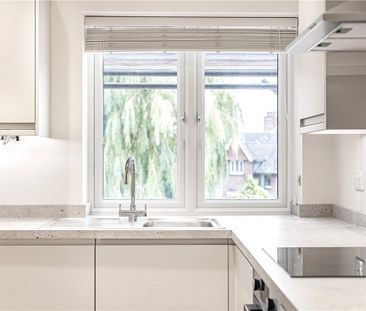 A newly built modern apartment situated on the first floor with a b... - Photo 6