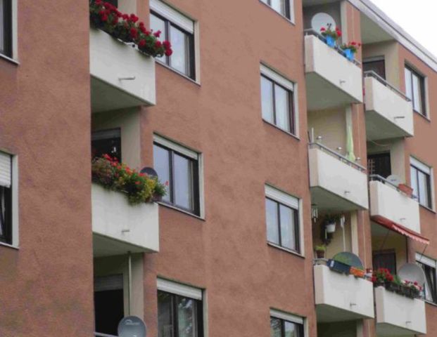Mietwohnung in Schweinfurt - Öffentlich geförderte Wohnung mit Balkon - nur mit Wohnberechtigungsschein - Foto 1