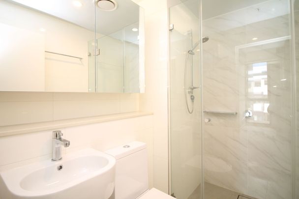 Stylish & Spacious 2-Bedroom Apartment in the Heart of Hurstville - Photo 1