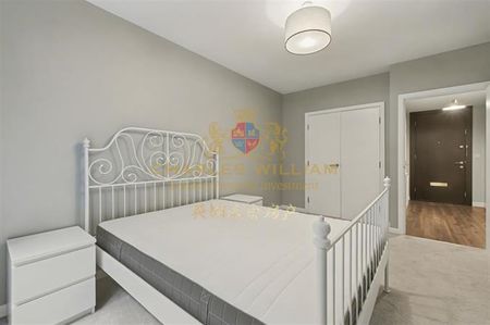 Apartment , Catalina House, Canter Way, London - Photo 3