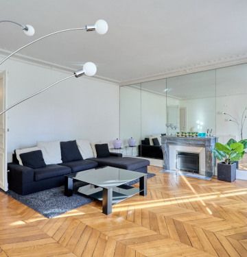 Appartement • Saint Philippe du Roule - Photo 2