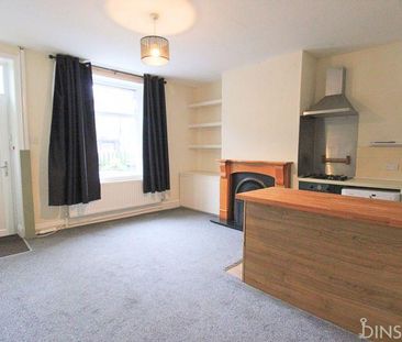 2 bedroom terraced house to rent - Photo 4