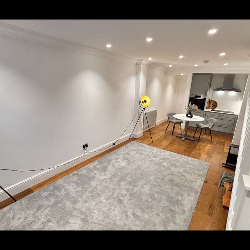 2 Bed Terraced House, Humber Road, SE3 - Photo 1