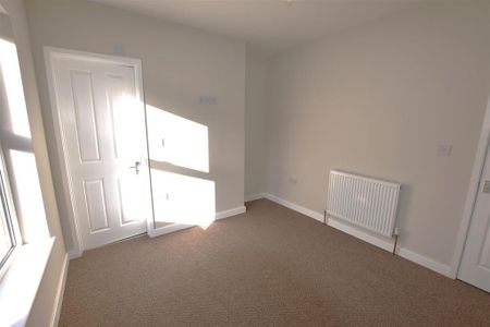 2 bedroom townhouse to rent - Photo 5