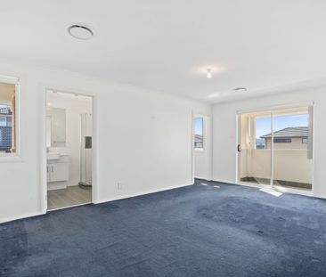 Stunning 4 Bedroom Family Home - Photo 2