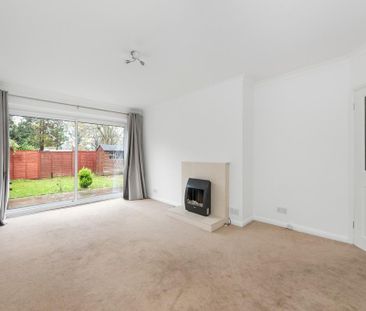 2 bedroom maisonette to rent - Photo 2