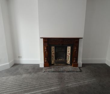 Empress Drive Flat 1 - Photo 2