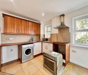 Calcutta Road, Tilbury, RM18 - Photo 1
