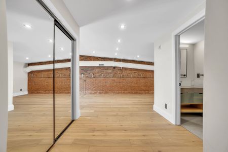 For Lease - 38 Front Street Unit# Unit # 5, Quinte West, Ontario - Photo 2