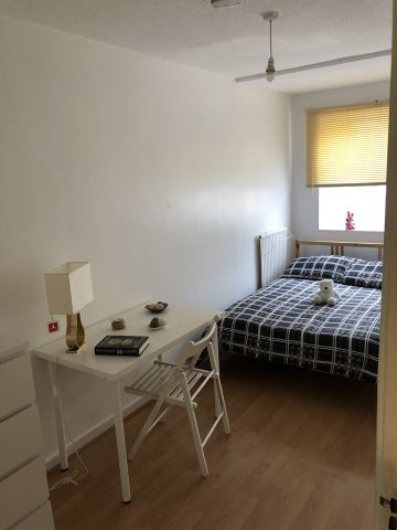 Room in a Shared House, Marlborough Avenue, E8 - Photo 4