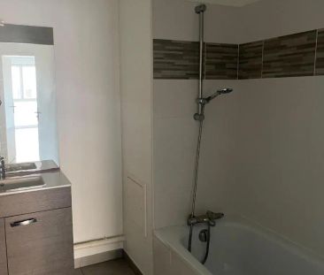 Appartement à louer 3 pièces 60.99m² - Photo 2