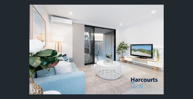 Superior Townhome in Prime Location - Photo 1