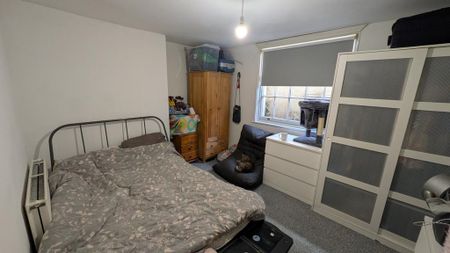 3 bedroom apartment to rent - Photo 5