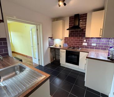 3 bedroom terraced house to rent - Photo 6