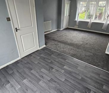 Glendale Close, Bradford, BD6 2LR - Photo 1