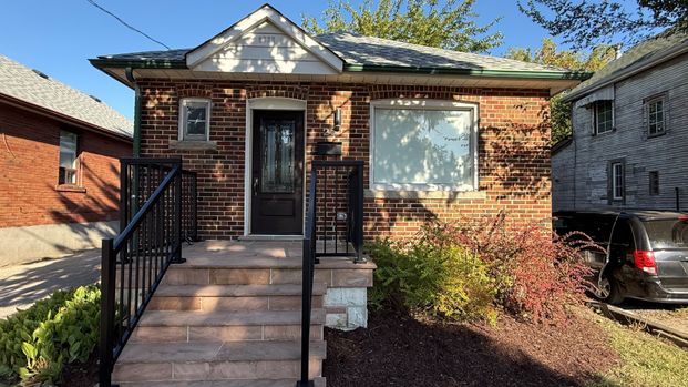 For Lease - 25 Sixteenth Street, Toronto, Ontario - Photo 1