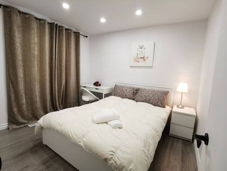 For Lease - 442 Bonita Court Unit# Main, Richmond Hill, Ontario - Photo 2