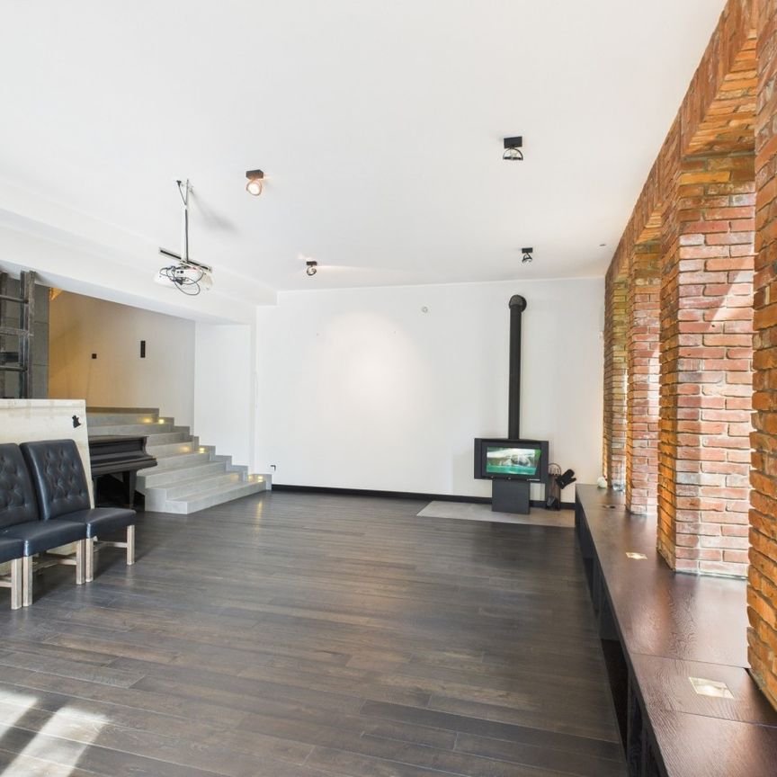 Blisko centrum, pośród zieleni. - Photo 1