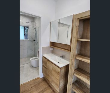 Fully furnished home in prime Runcorn Location - Photo 1