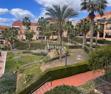 Penthouse in Alhaurín de la Torre - Photo 6