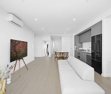 613/26A Lord Sheffield Circuit, Penrith - Photo 3