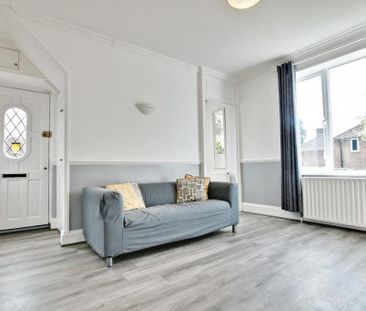 2 bedroom end of terrace house to rent - Photo 2