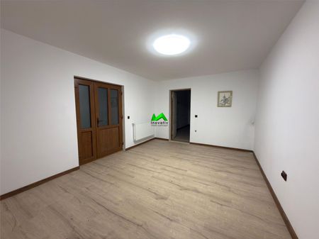 Apartament de inchiriat nemobilat 2 camere Sibiu Victoriei - Fotografie 4