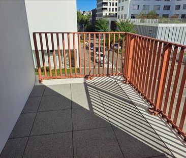 2 pièces - Meublé - 44,27 m² - 2ème étage - Colocation non autorisée - Photo 1