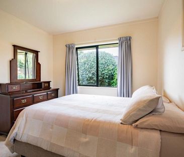 Sun Filled Home with Extra Upstairs Room - Photo 6