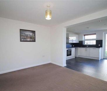 Castle Lane, Benfleet, Essex, SS7 - Photo 3