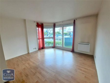 Location Appartement 1 pièce 27m² ROSNY SOUS BOIS 93110 - Photo 3