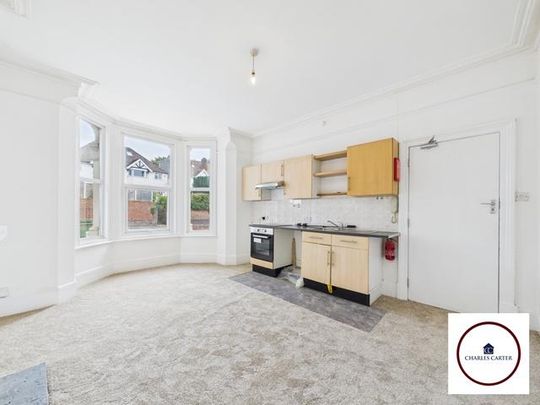 1 bedroom ground floor flat to rent - Photo 1
