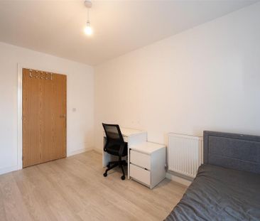 2 bedroom apartment to rent - Photo 6