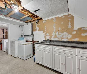 For Lease - 370A Churchill Court, Waterloo, Ontario - Photo 5